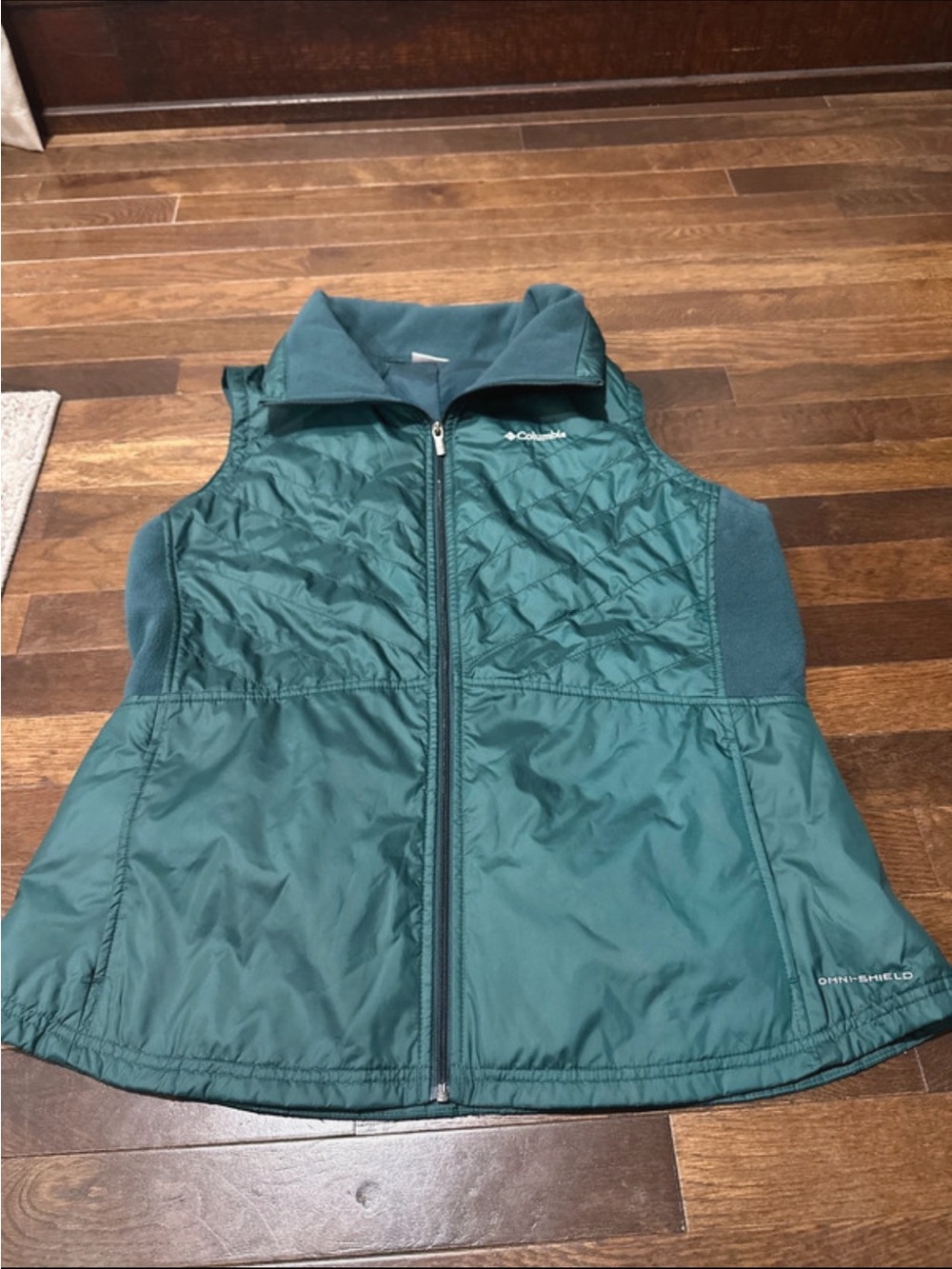 Columbia vest